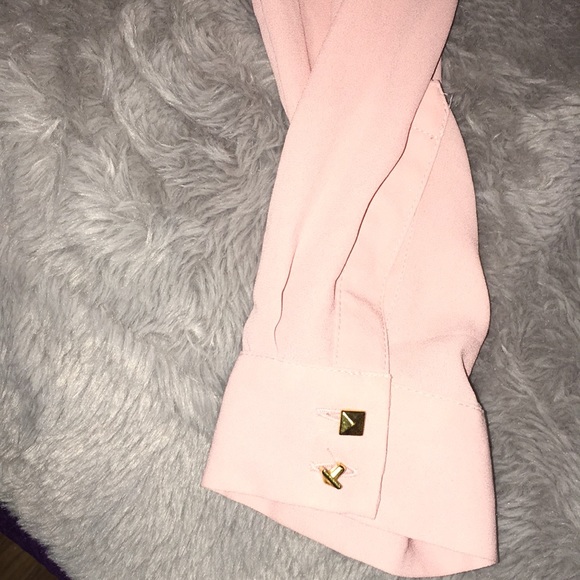 Pink flowy top - Picture 2 of 4